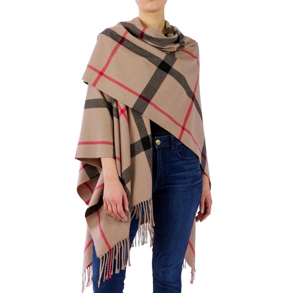 Jessica McClintock Accessories - New Jessica McClintock Plaid Woven Ruana